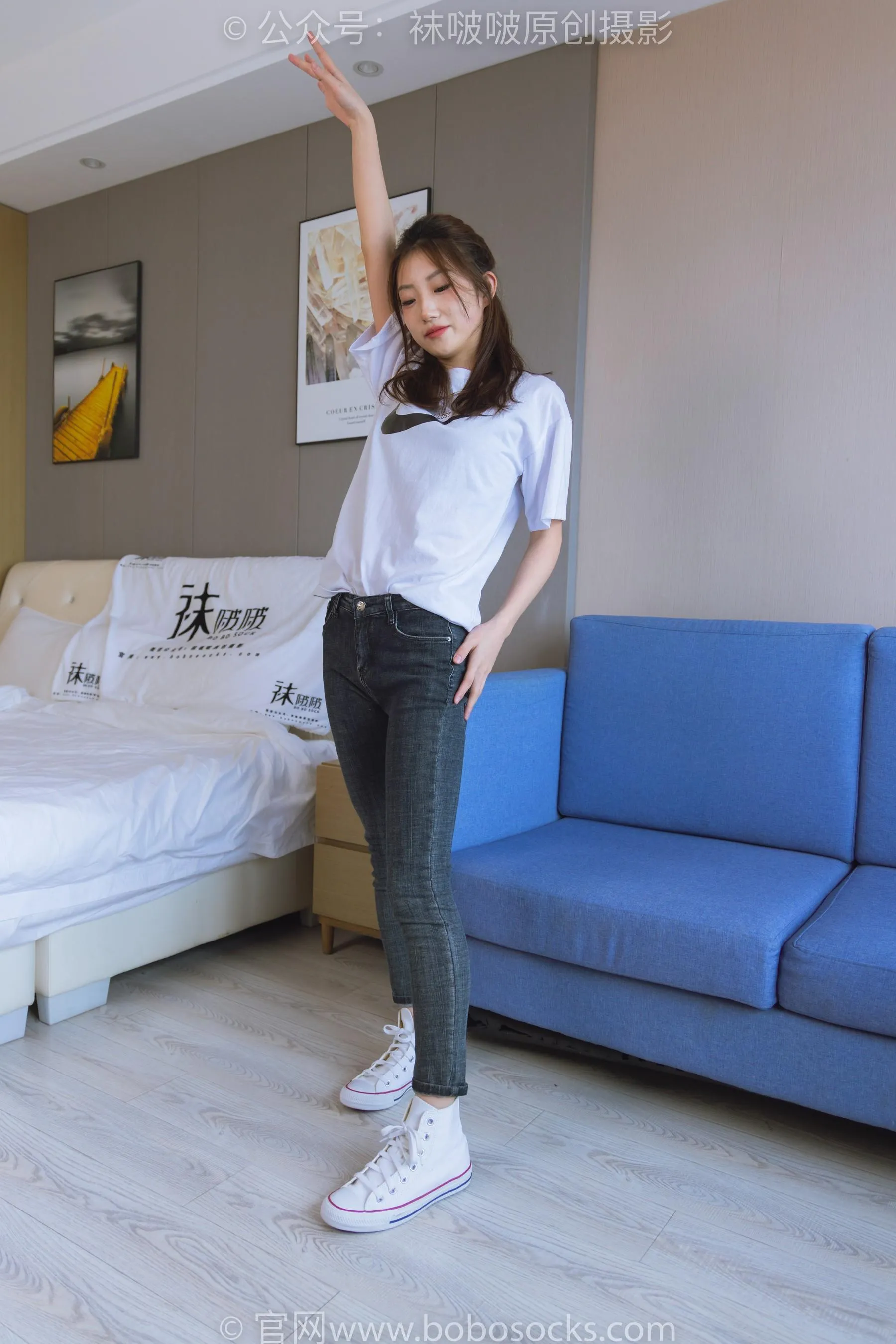 [BoBoSocks袜啵啵]NO.220 小沫-两双板鞋、短肉丝、裸足 [87P]插图1